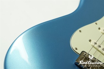 American Professional Classic Stratocaster - Faded Lake Placid Blue